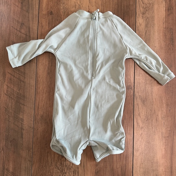 Little Buck Swimsuit - Picture 4 of 6